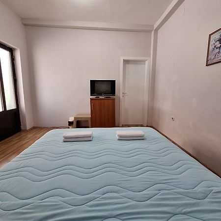 Studio Apartments Oleg Ohrid Exterior photo