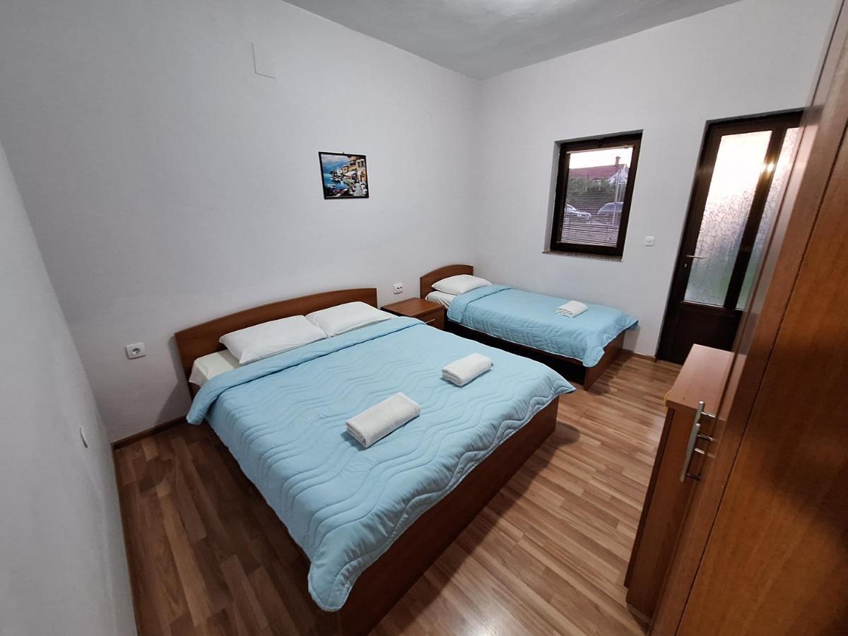 Studio Apartments Oleg Ohrid Exterior photo